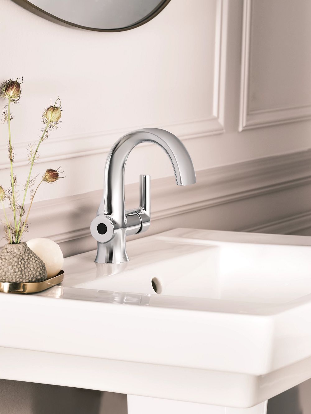 Doux MotionSense One-Handle Touchless Bathroom Faucet