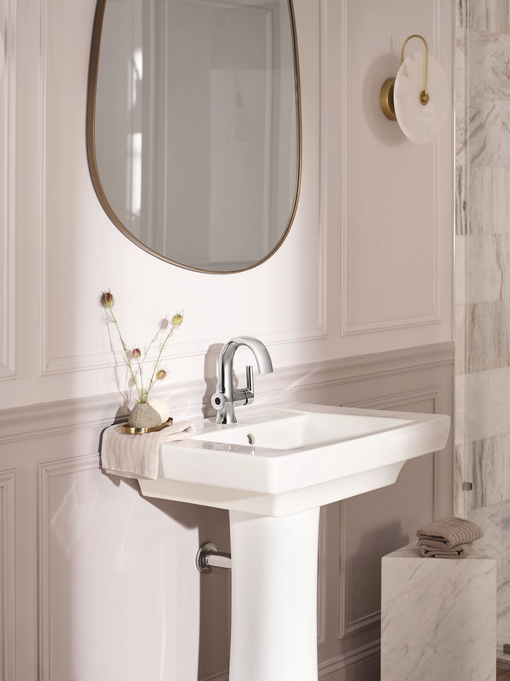Doux MotionSense One-Handle Touchless Bathroom Faucet