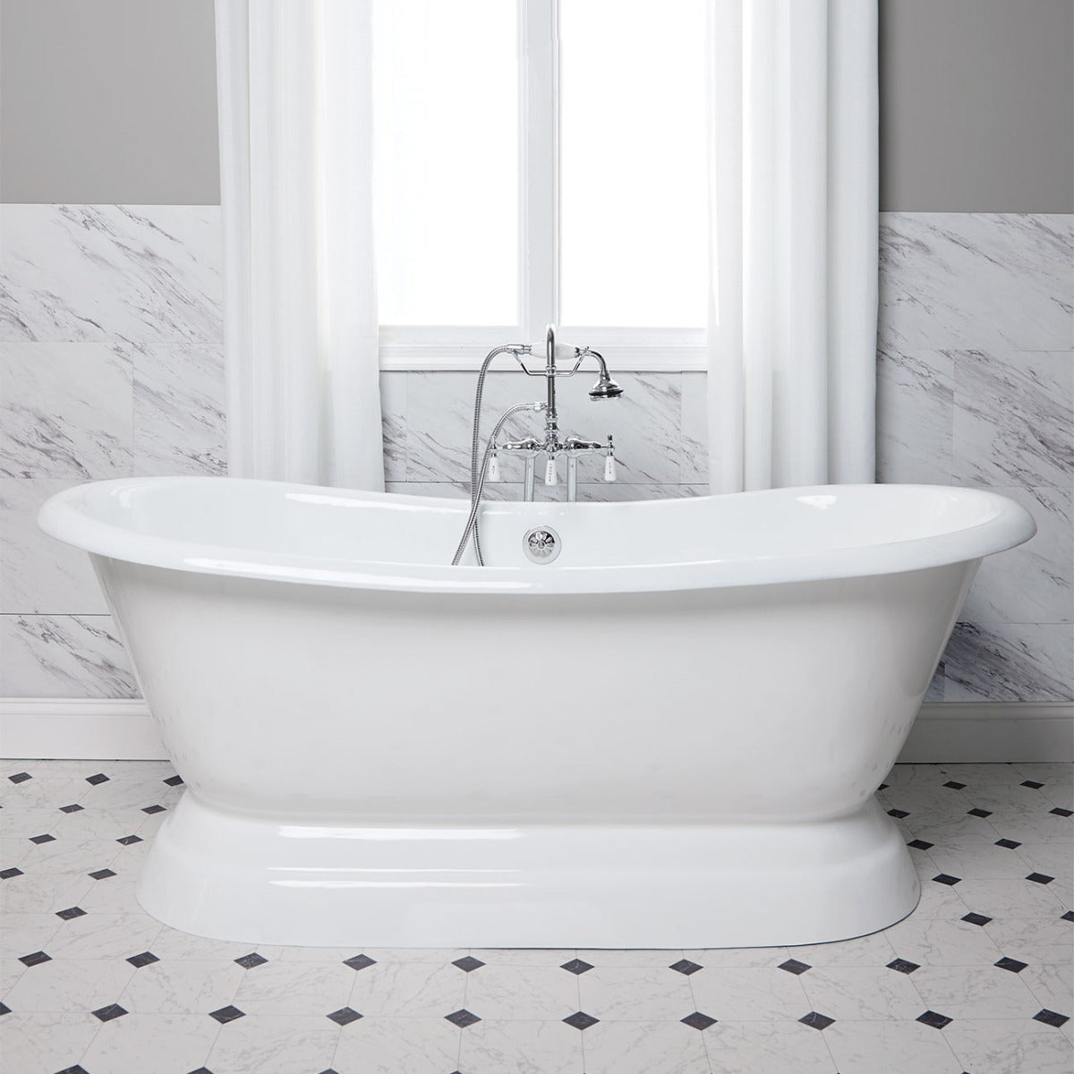 MAIDSTONE Sussex Cast Iron Double Slipper Pedestal Bathtub - No Faucet Drillings