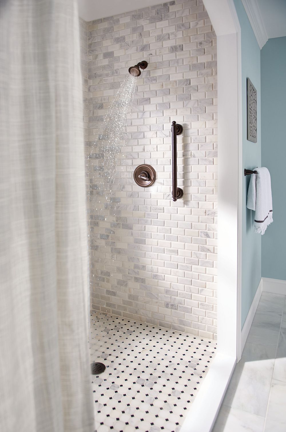 Brushed nickel Posi-Temp(R) shower only