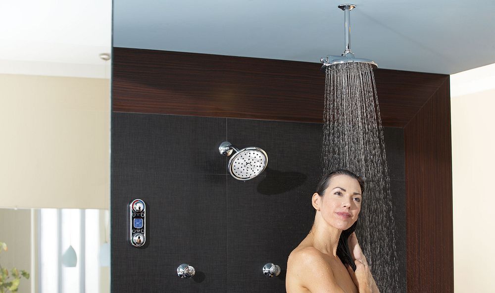 Velocity Moen Two-Function 8" Diameter Spray Head Eco-Performance Rainshower
