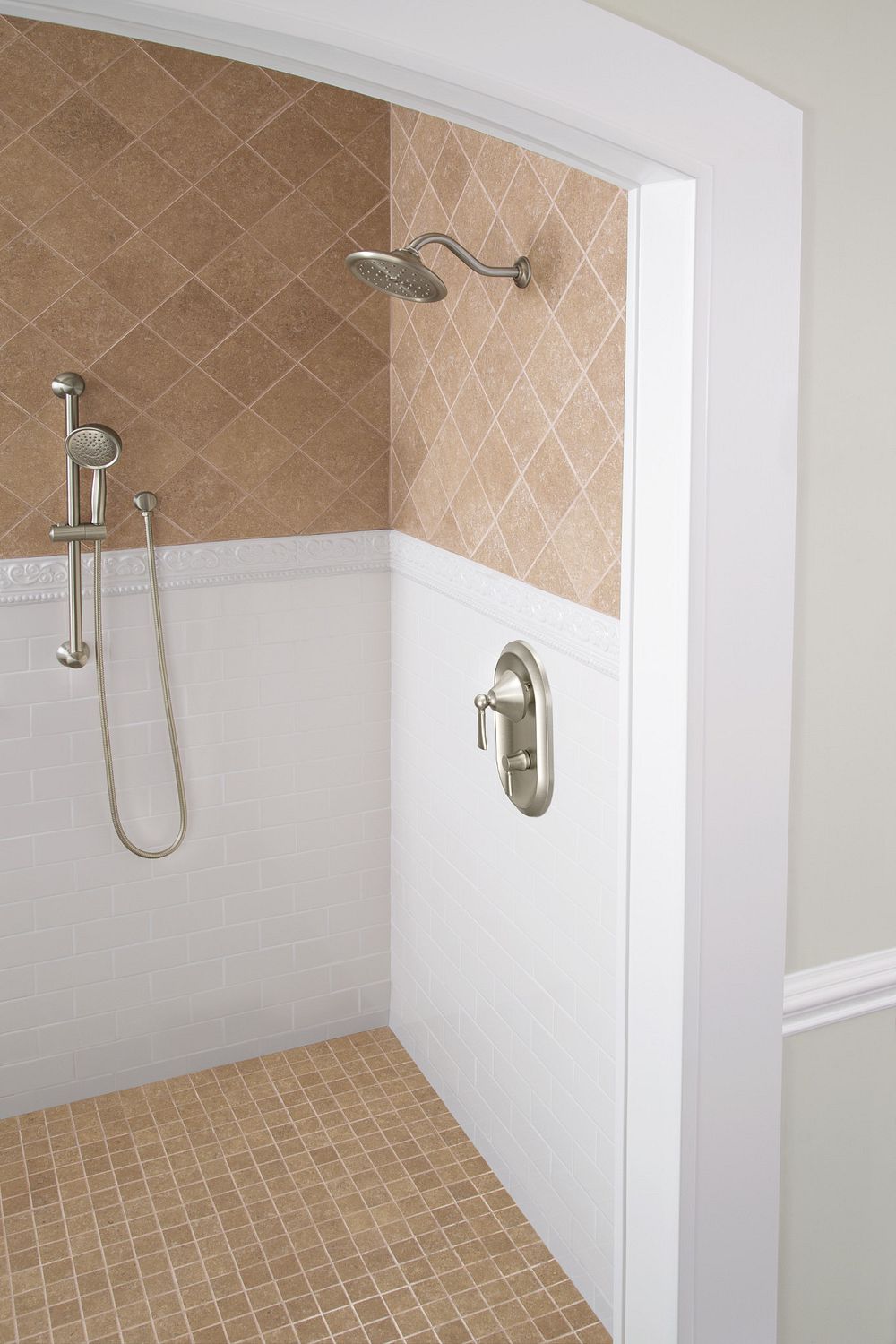 Moen One-Function 7" Diameter Spray Head Eco-Performance Rainshower