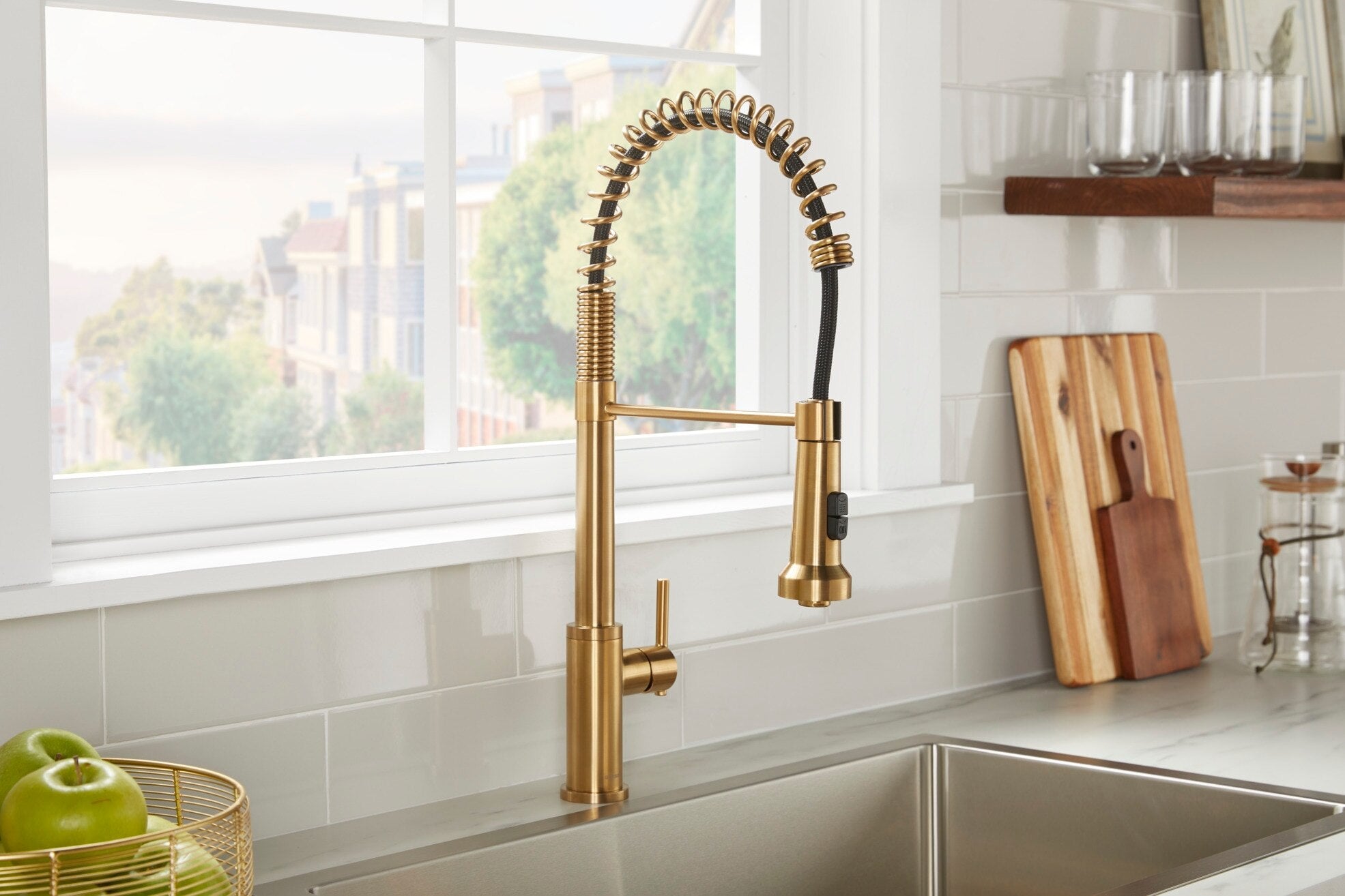 Parma® Single Handle Pre-Rinse Pull-Down Kitchen Faucet