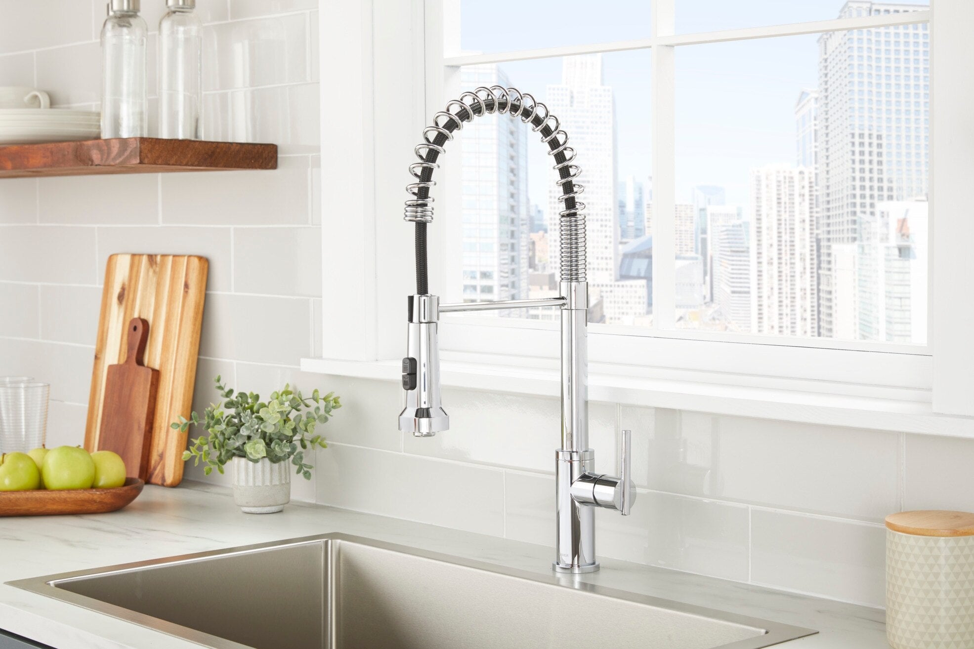 Parma® Single Handle Pre-Rinse Pull-Down Kitchen Faucet