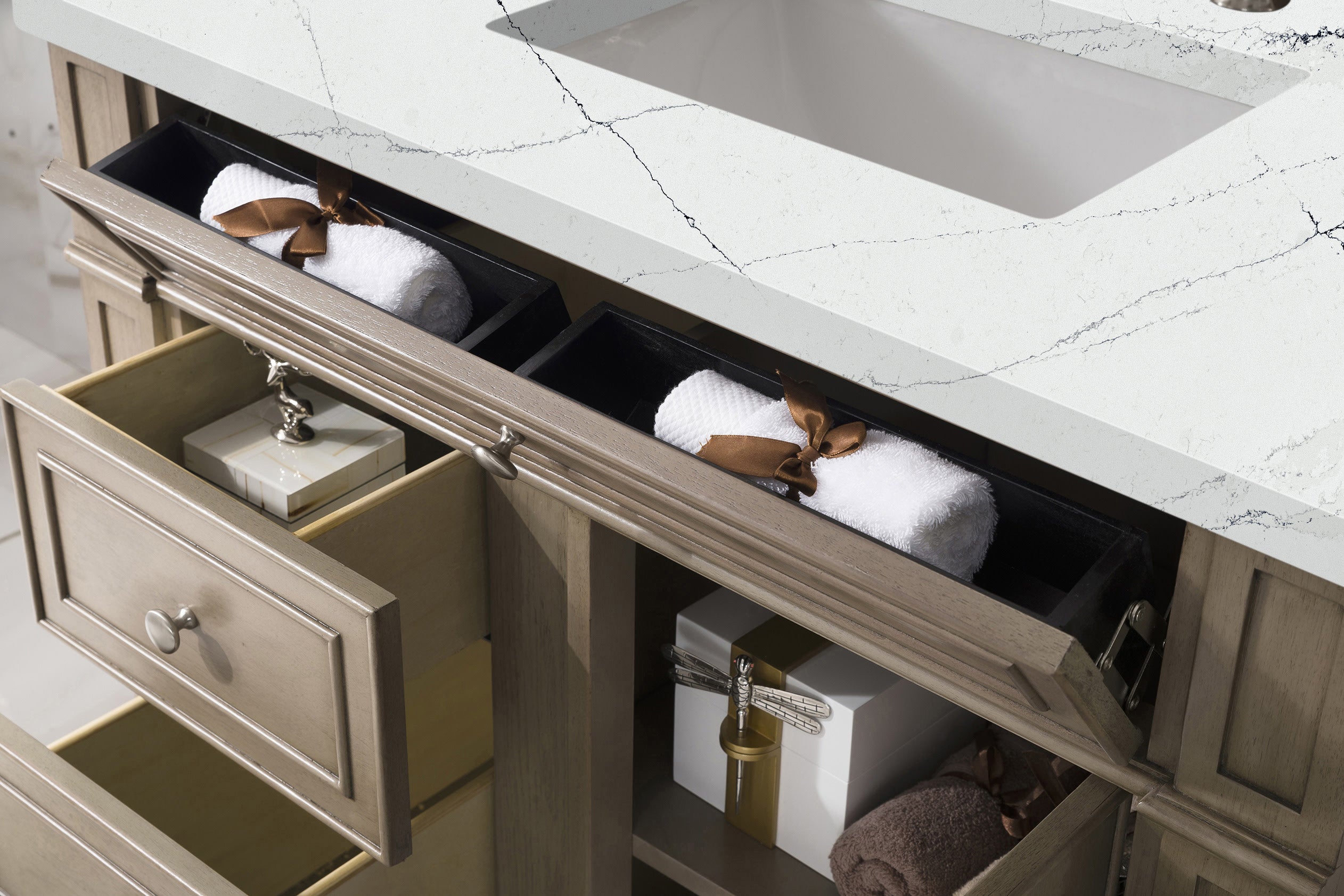 James Martin Bristol 36" Single Vanity in Whitewashed Walnut with 3cm Countertop