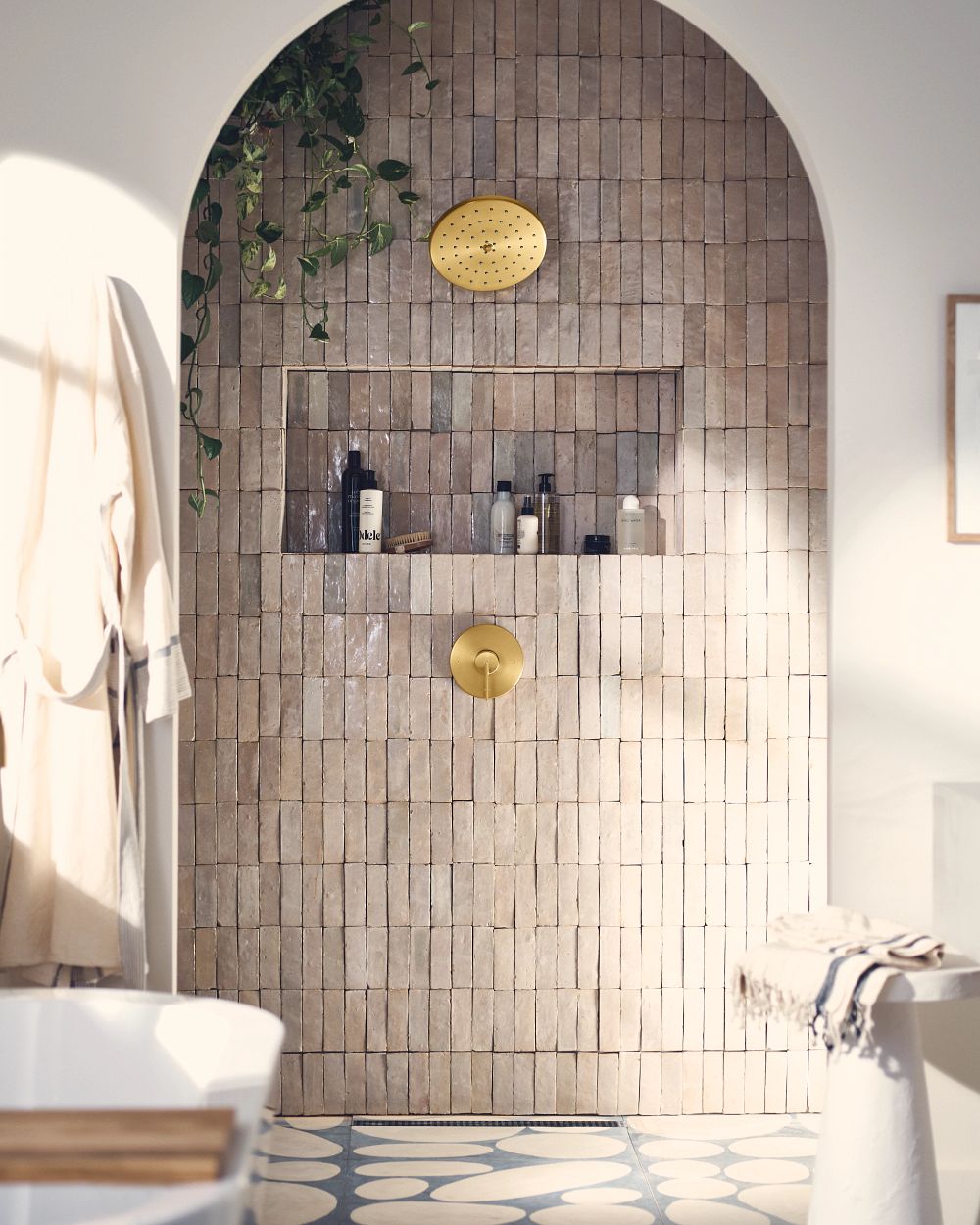 Cia M-CORE 3-Series Shower Trim
