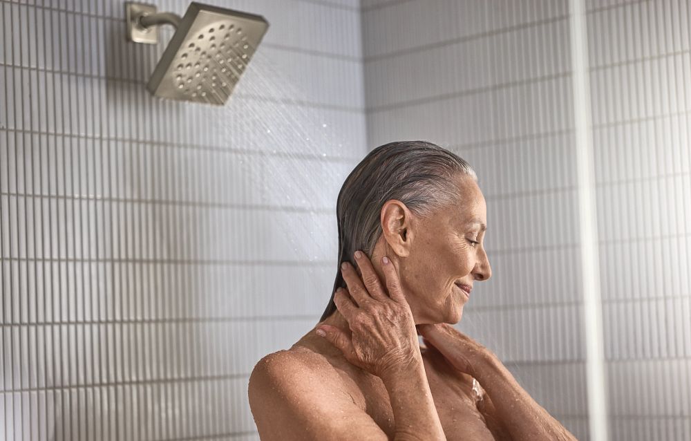 90 Degree M-CORE 3-Series Tub and Shower Trim