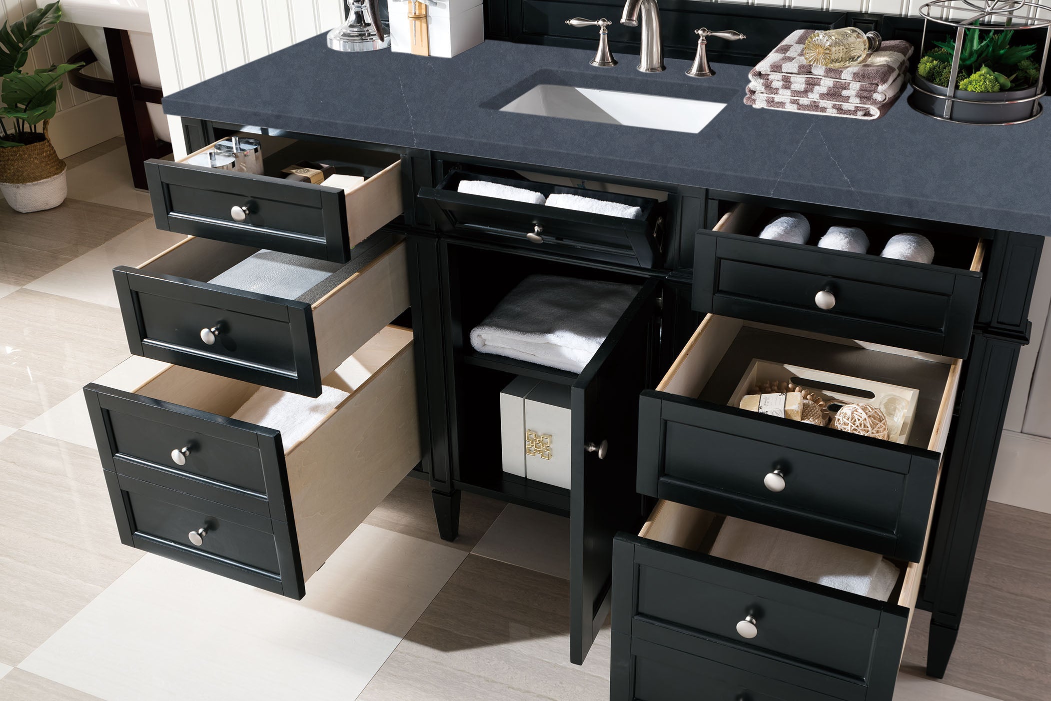 James Martin Brittany 60" Single Vanity in Black Onyx with 3cm Countertop