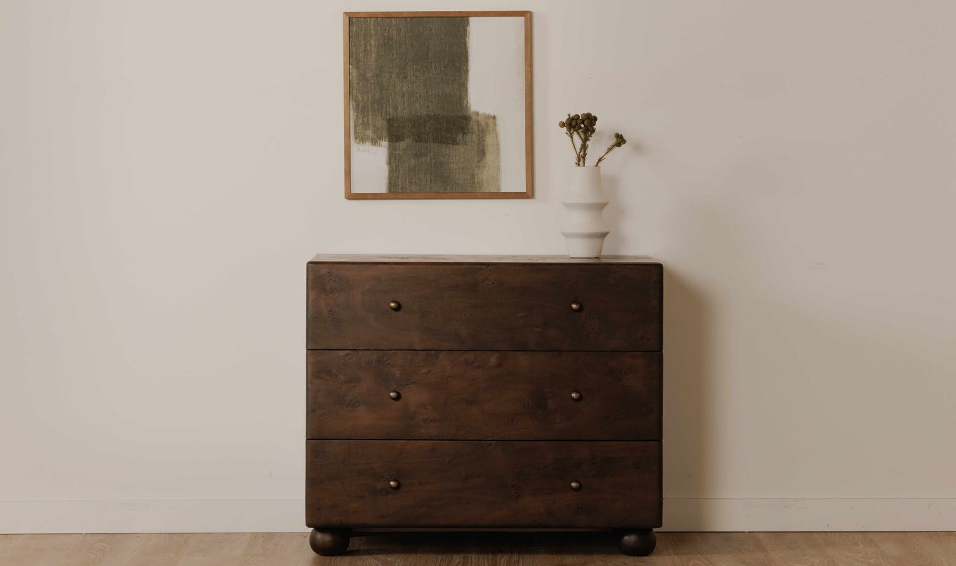 Moes York 3 Drawer Nightstand VE-1126