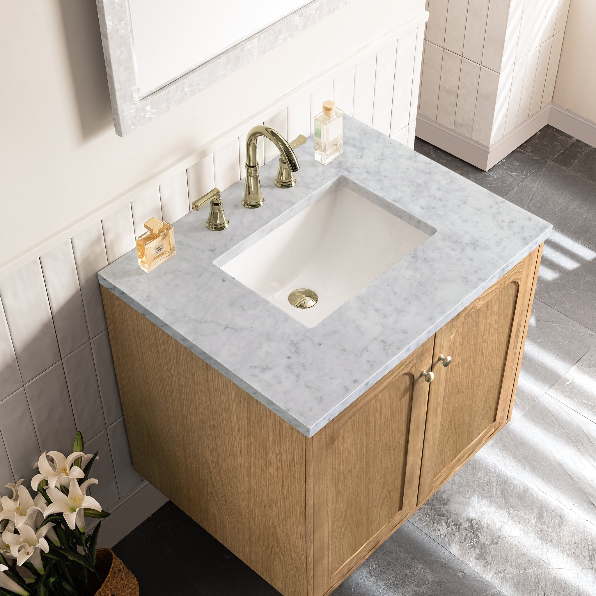 James Martin Laurent 30" Single Vanity in Light Natural Oak with 3cm Countertop