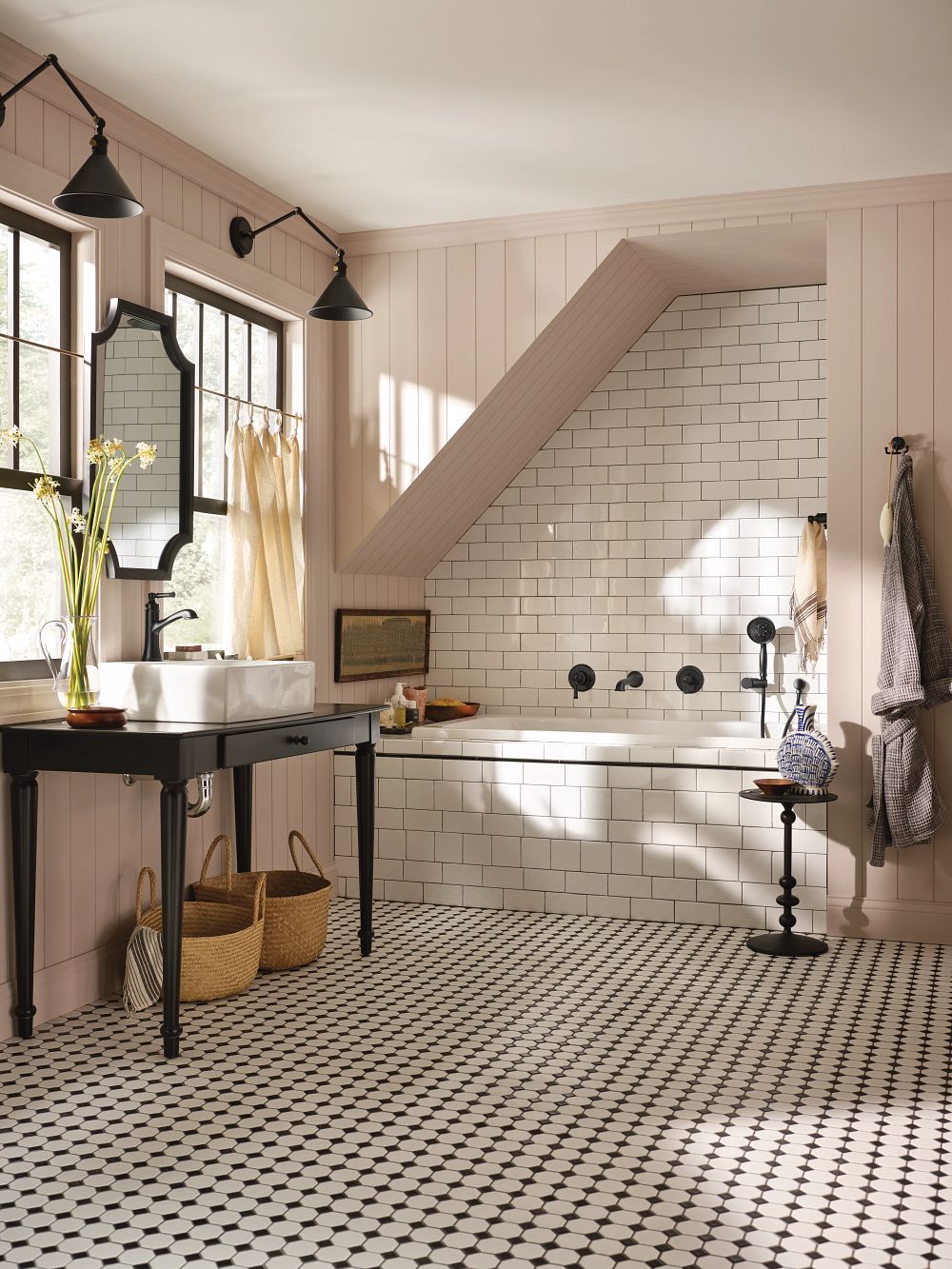 Dartmoor One-handle Bathroom Sink Faucet
