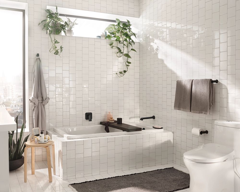 Genta LX Wall Mount Tub Filler Trim