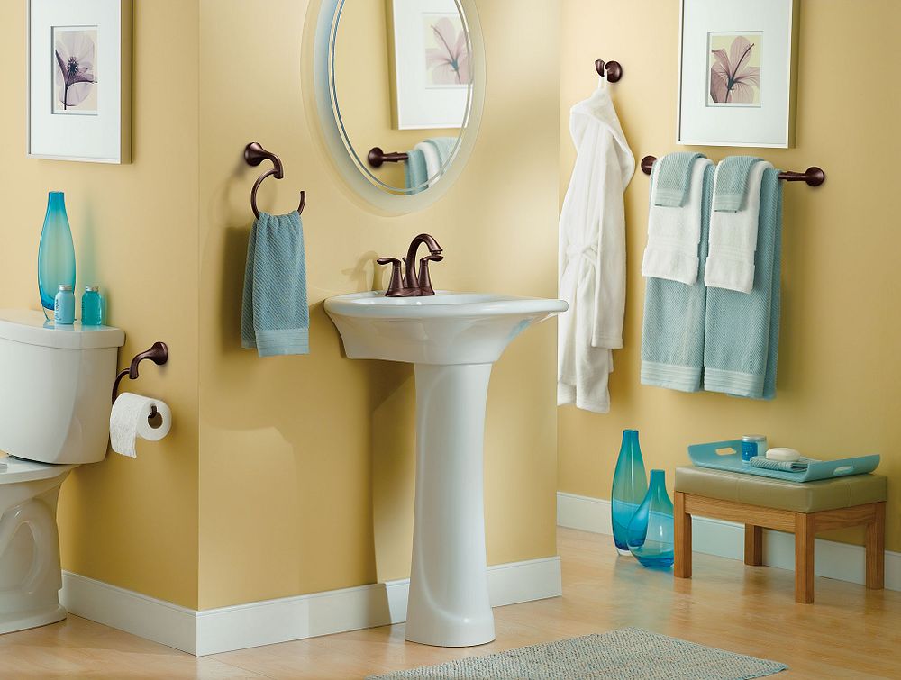 Eva 18" Towel Bar