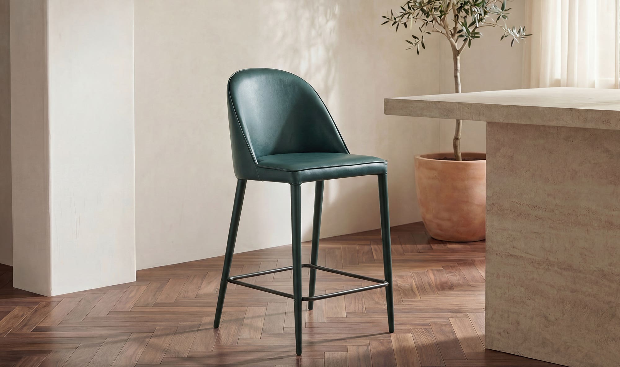Moes Burton Counter Stool Vegan Leather YM-1033